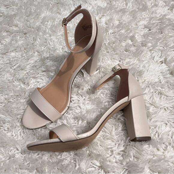 Madden Girl Blush Smooth Nude Beella Block Heel Sandals Size 8.5 - Picture 1 of 10